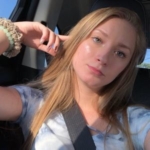 Meet your Posher, Teagan